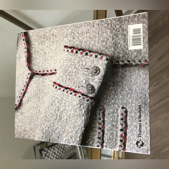 Chanel Coffee Table Book Hardcover Authentic - Picture 5 of 11